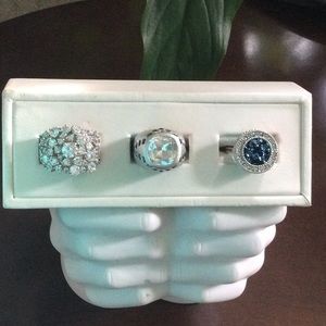 Rings!! Ring holder is free with purchase 🎉🎉